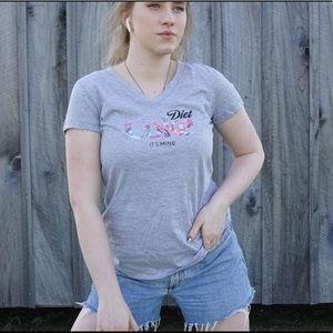 Diet Coke v neck Cotton T-shirt md soda pop